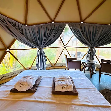 In Out Glamping *
