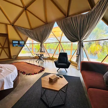 In Out Glamping
