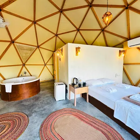In Out Glamping Luxury tent Antalya