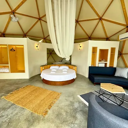 Luxusní stan In Out Glamping